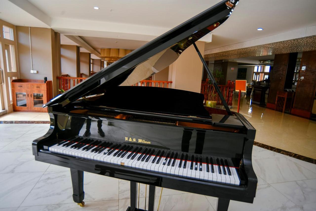 M Hotel קיגאלי מראה חיצוני תמונה